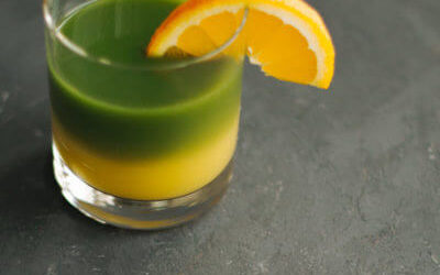 Two-layered matcha with orange juice