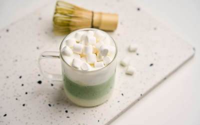 White chocolate with matcha and marshmallows