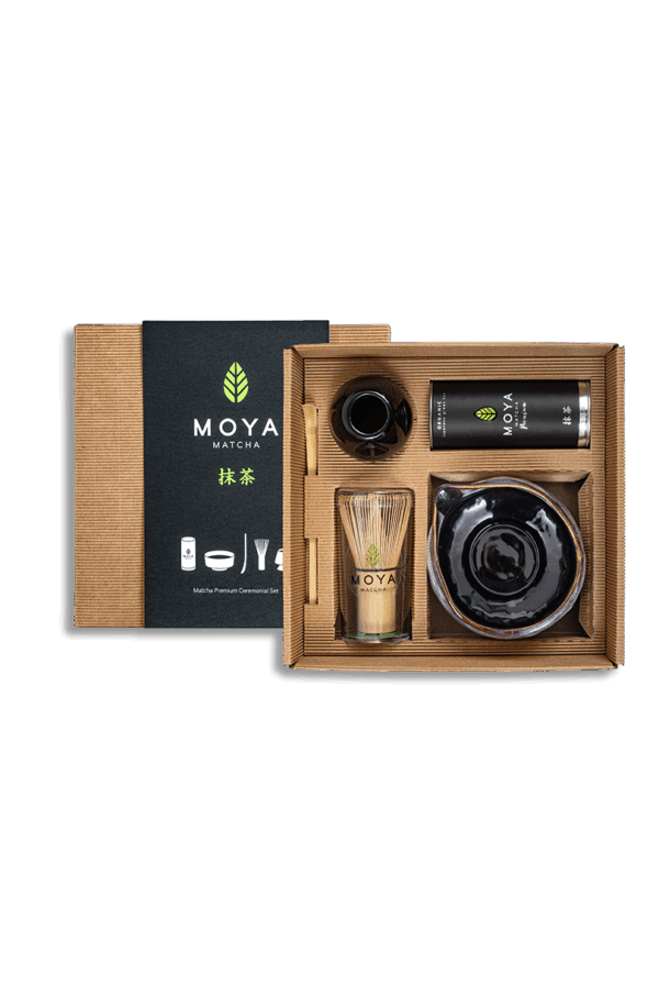 Moya Matcha Ceremonial Set Sumomo with a spout