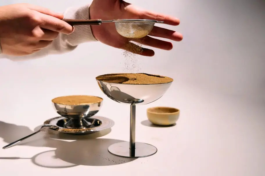 hojichamisu tiramisu with hojicha