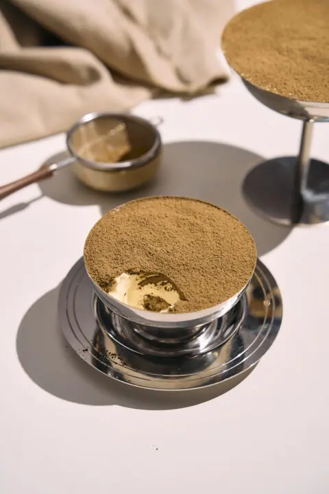 hojichamisu tiramisu with hojicha